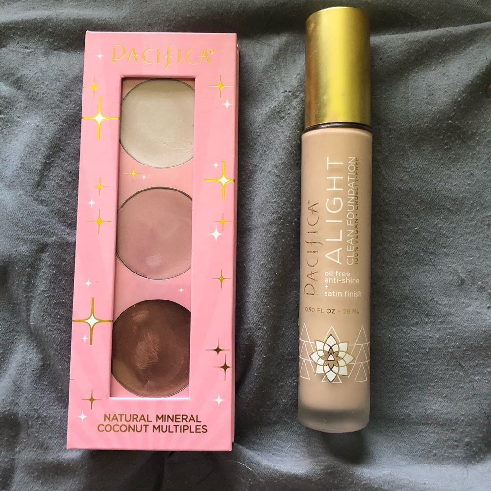 Pacifica Makeup 2 Pc Set